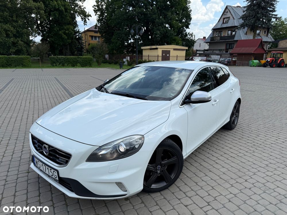 Volvo V40 D2 R-Design Summum - 2