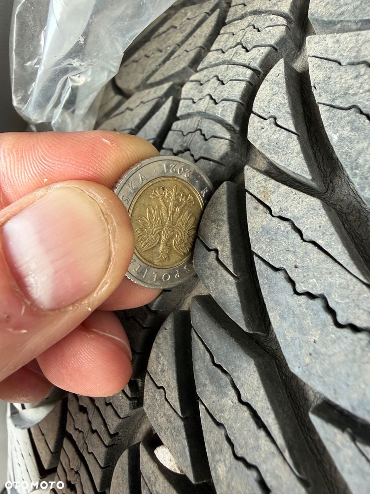 Toyota Auris 1.8 Executive - 16