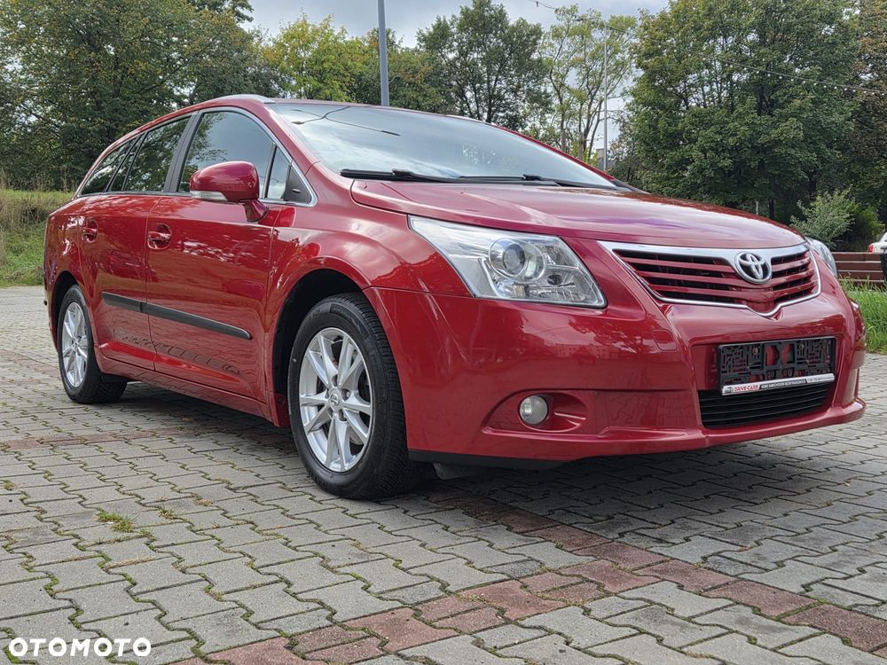 Toyota Avensis 1.8 Premium - 22