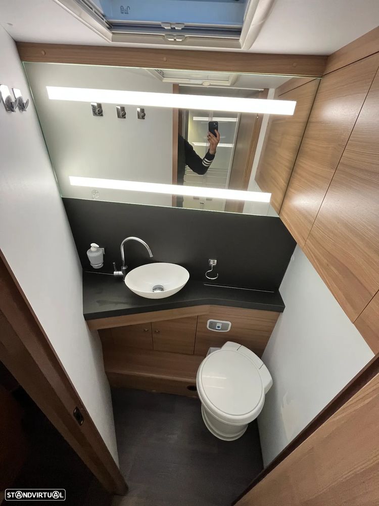 Adria Matrix Axess 670 DC - 20