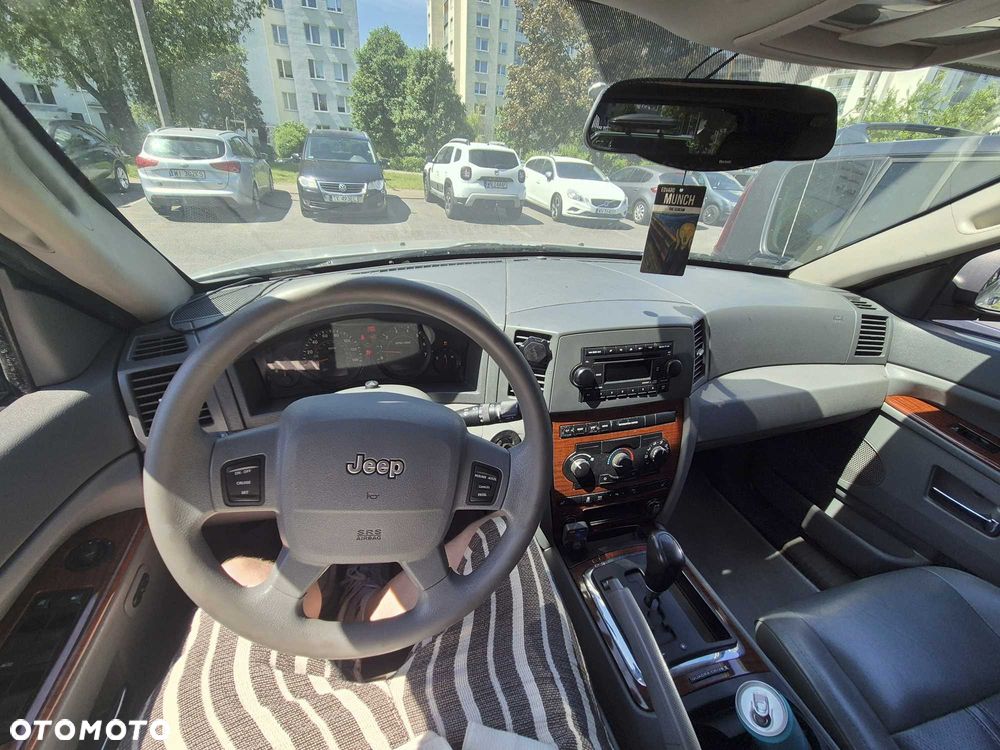 Jeep Cherokee - 6