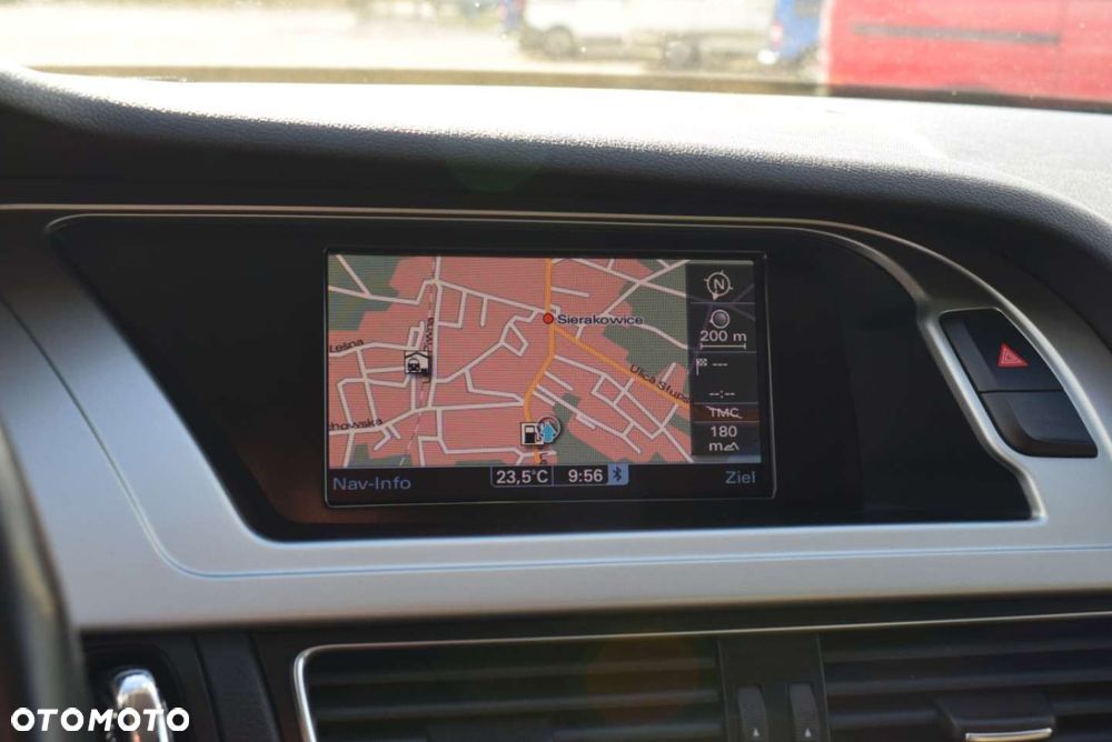 Audi A4 Limousine 2.0 TDI DPF Ambiente - 28