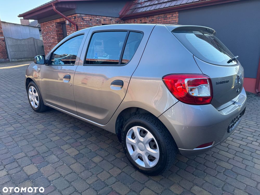 Dacia Sandero 1.2 16V - 4