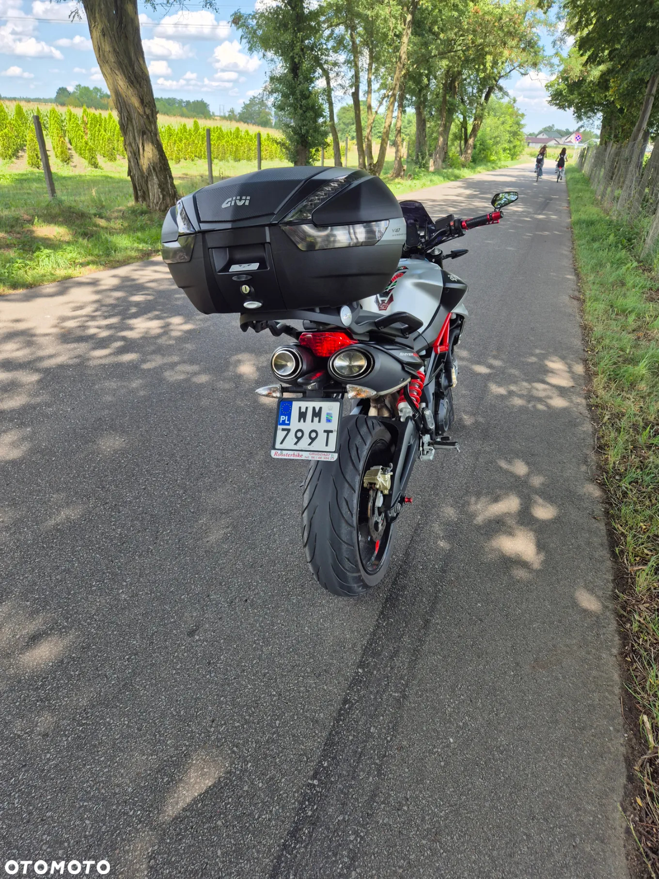 Aprilia Shiver - 5