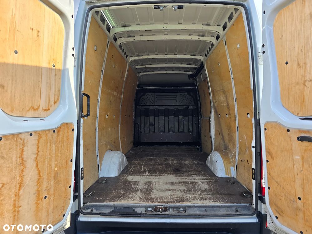 Iveco DAILY 35S15 Furgon L3H2 - 19
