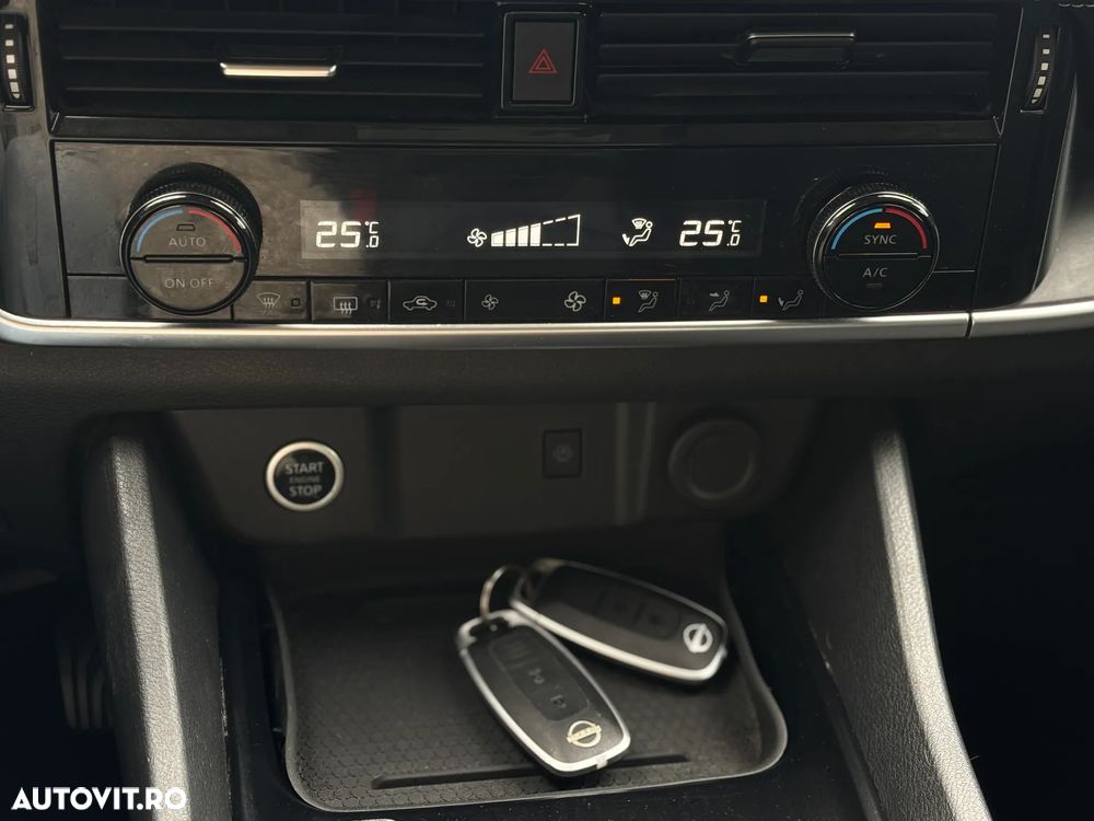 Nissan Qashqai 1.3 DIG-T MHEV Xtronic N-Connecta - 28