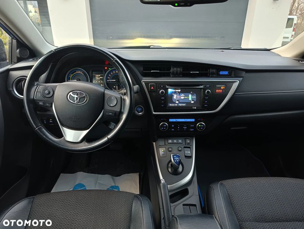 Toyota Auris 1.8 HSD Prestige NAVI - 17