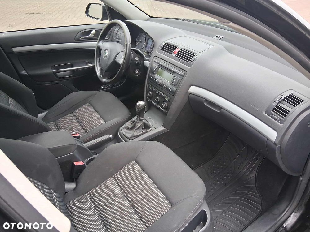 Skoda Octavia - 7
