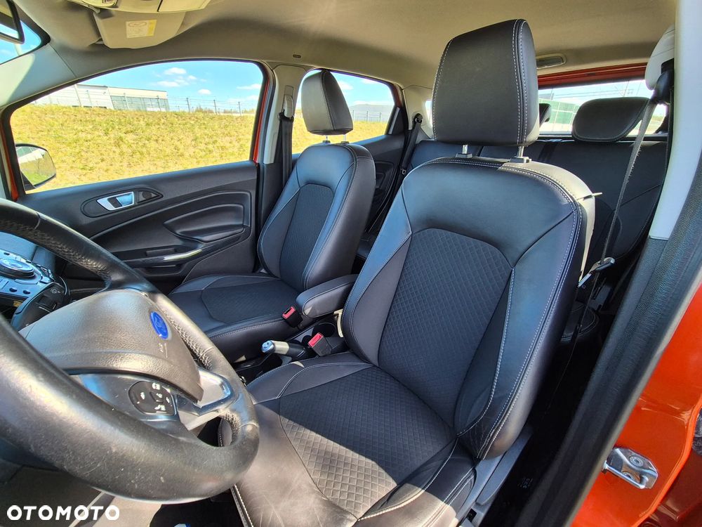 Ford EcoSport - 25