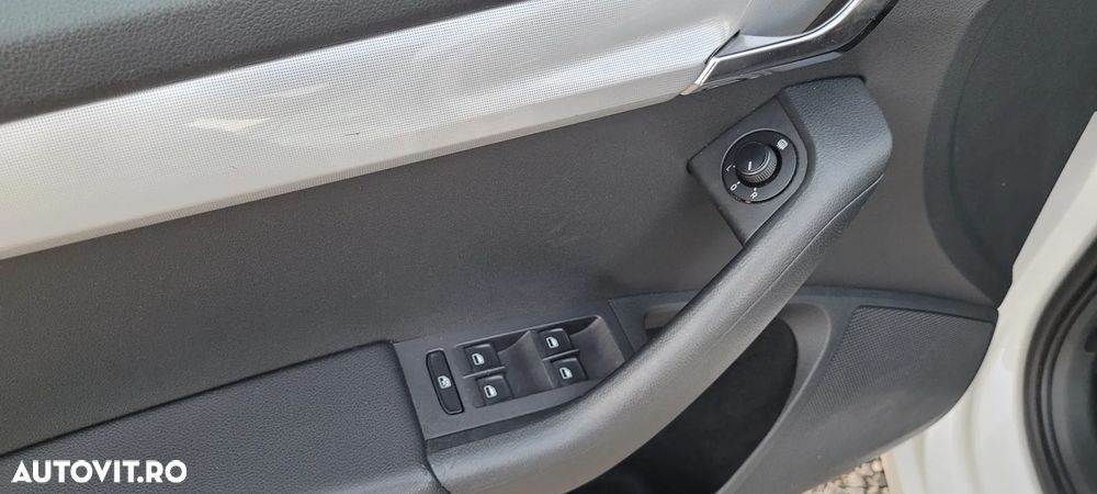 Skoda Octavia 1.4 TSI AMBITION - 13