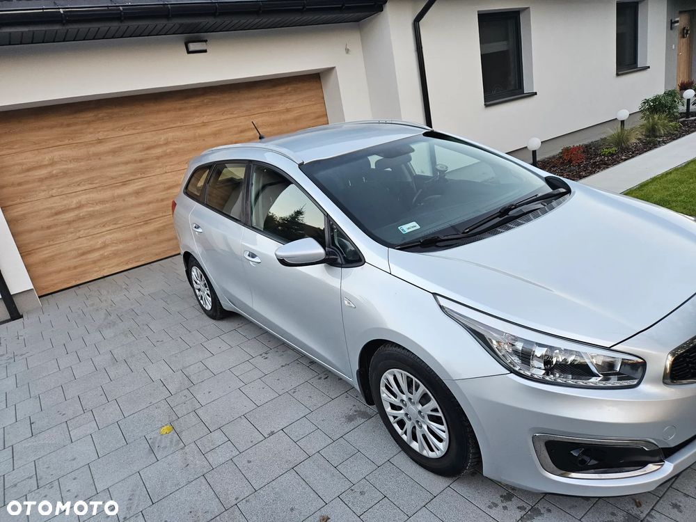 Kia Ceed - 3