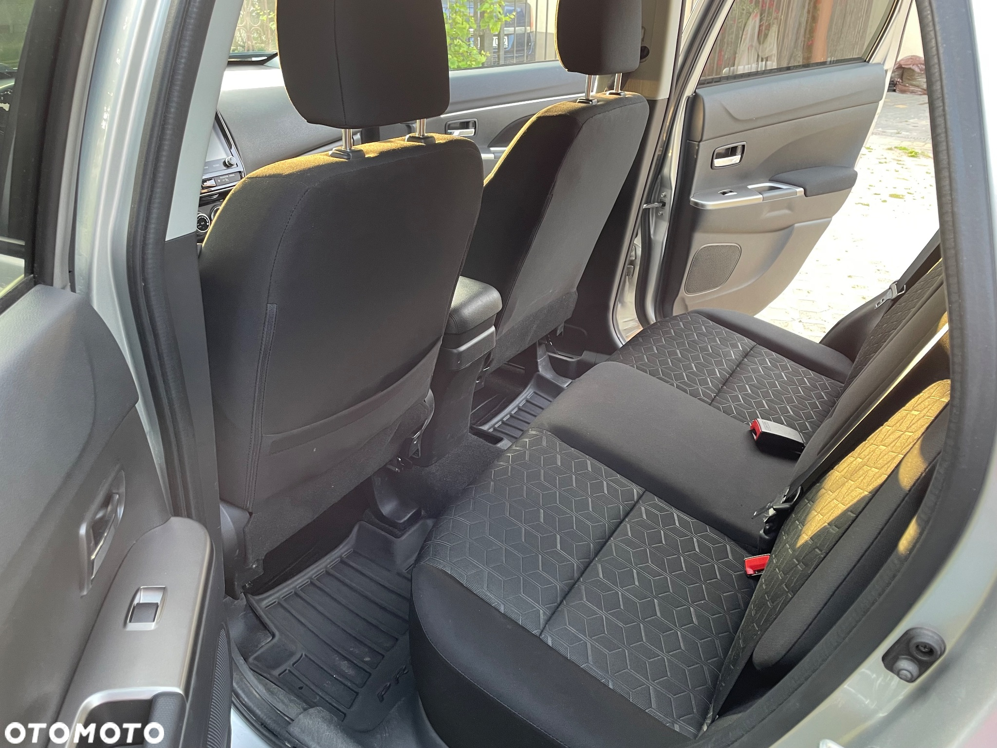 Mitsubishi ASX - 9