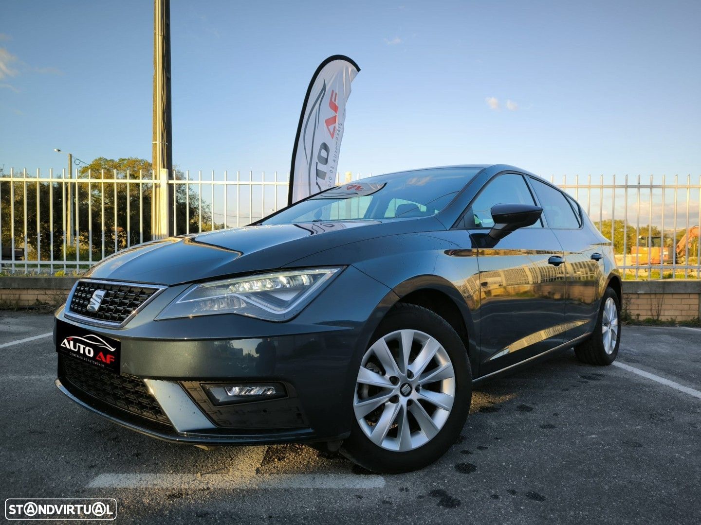 SEAT Leon 1.6 TDI Style S/S - 1