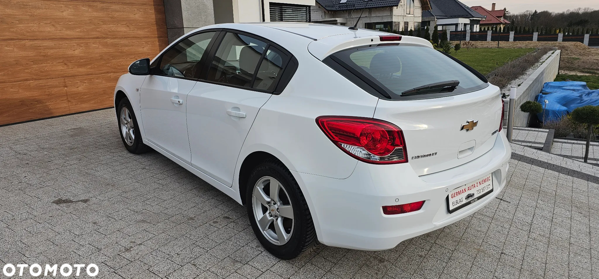 Chevrolet Cruze 1.6 LS+ - 2