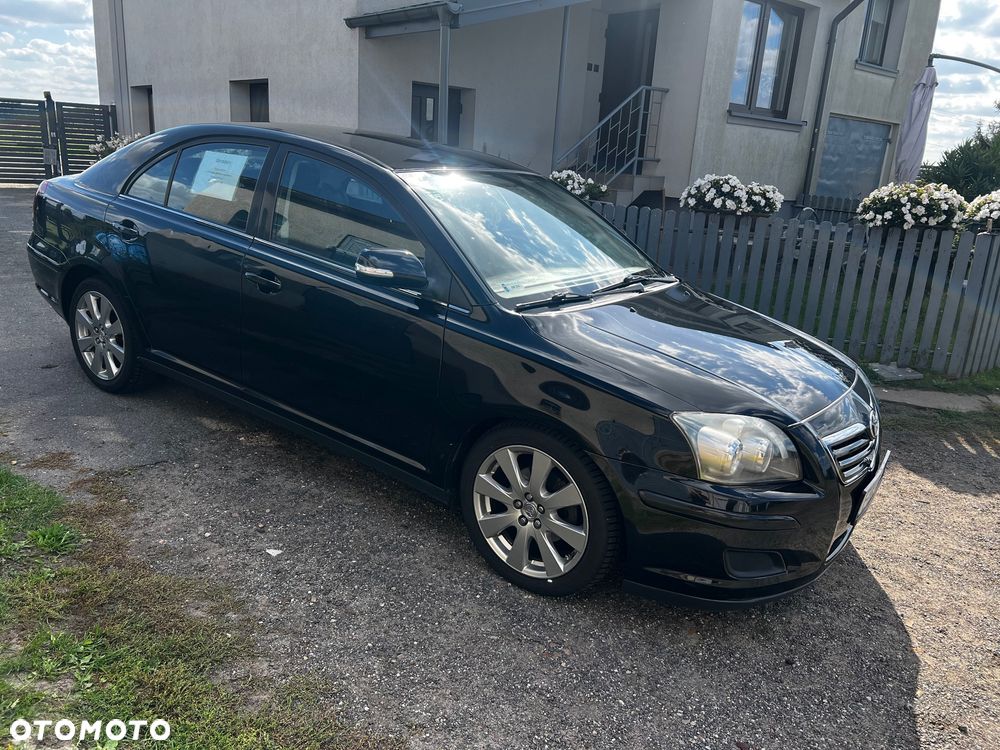 Toyota Avensis 1.8 VVT-i Luna - 3