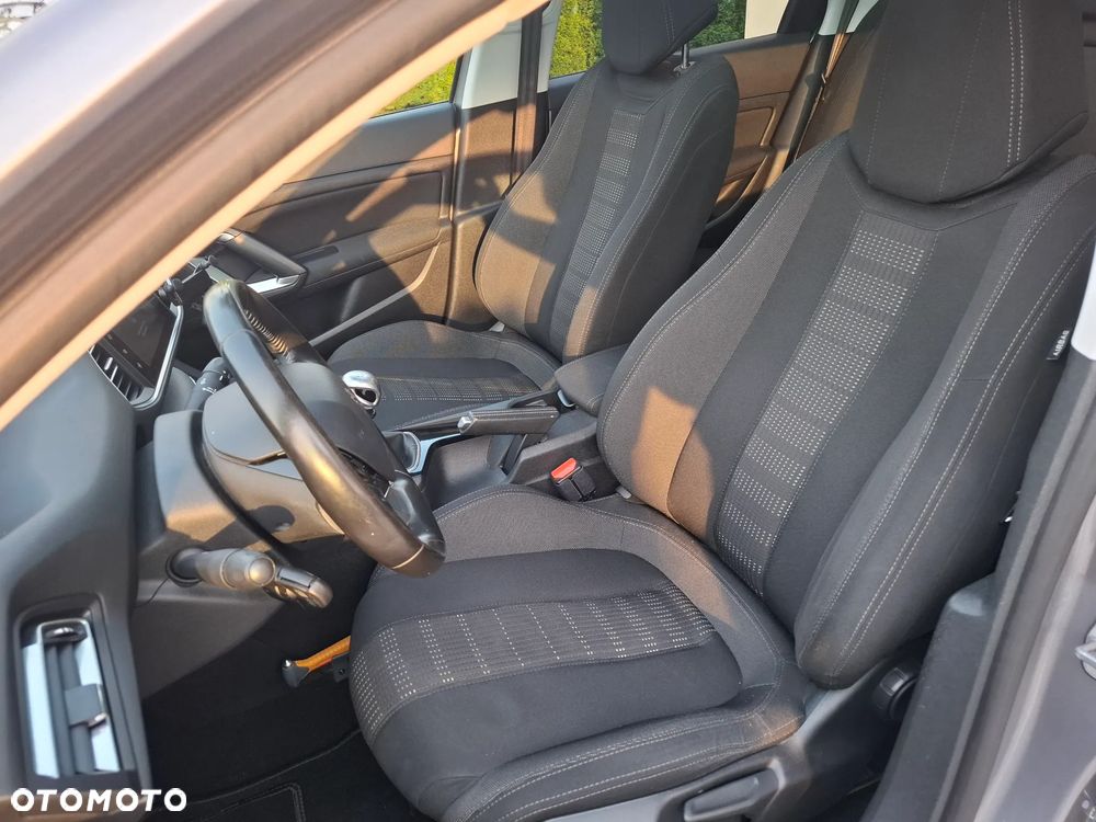 Peugeot 308 1.6 BlueHDi Allure S&S - 19