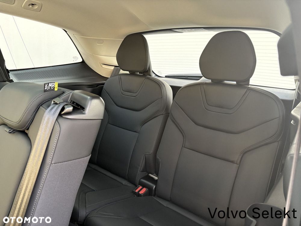 Volvo EX90 - 24