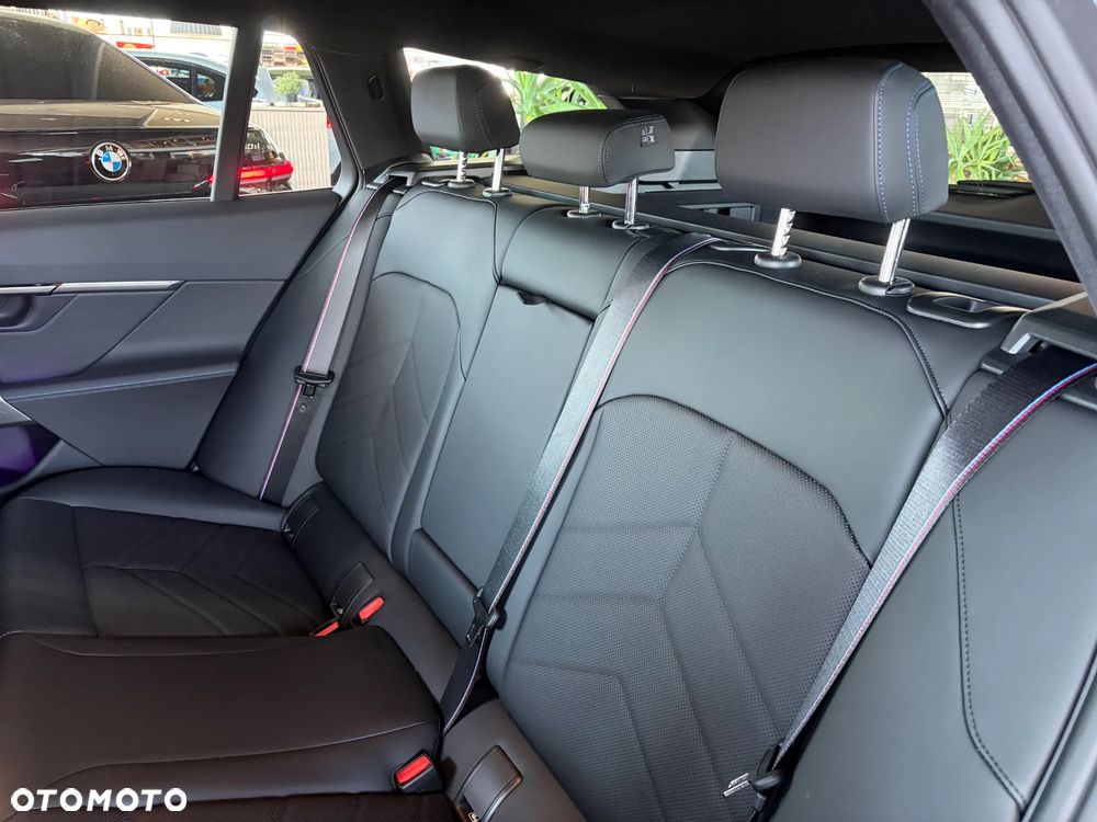 BMW Seria 5 520d mHEV M Sport - 12