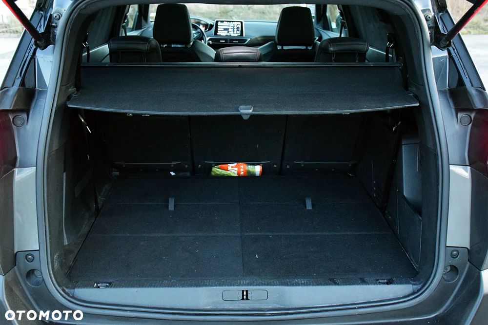 Peugeot 5008 1.6 PureTech GT Line S&S EAT8 - 14