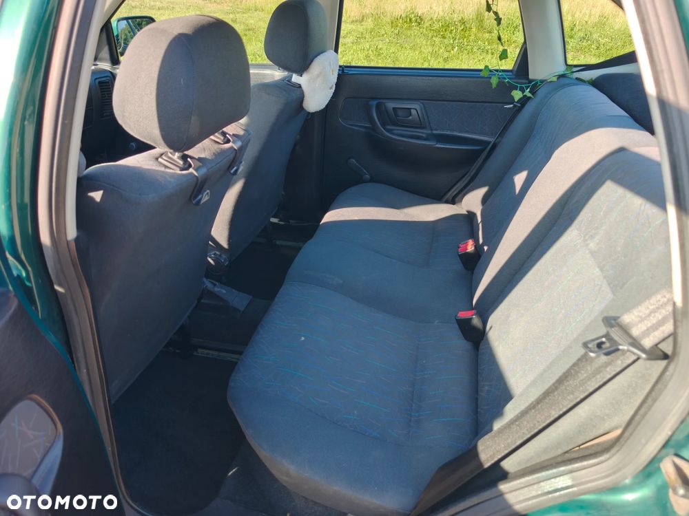 Volkswagen Polo - 12