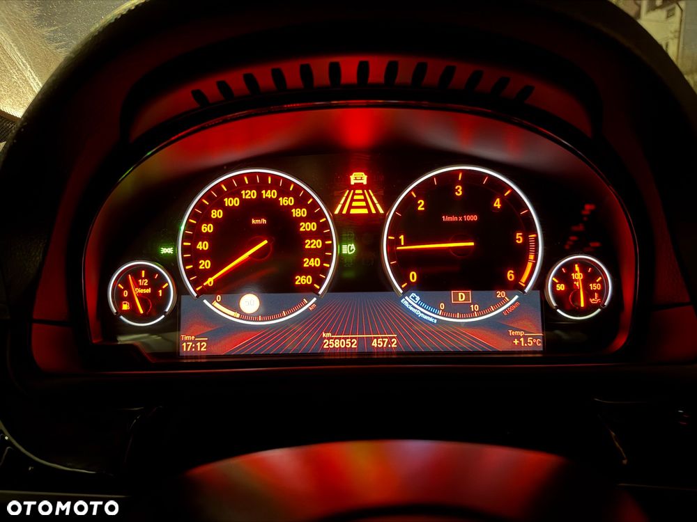 BMW Seria 5 520d xDrive M Sport sport - 21