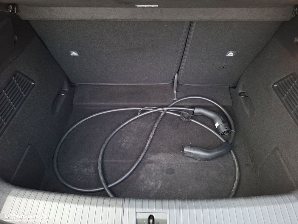 Renault Mégane E-Tech - 24