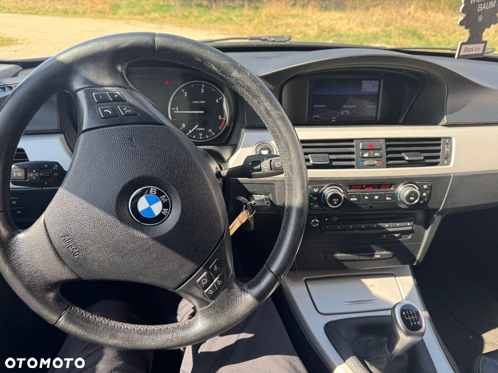 BMW Seria 3 318d DPF Edition Sport - 7