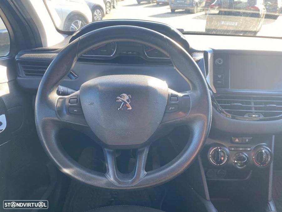 Peugeot 208 1.4 HDi - 6