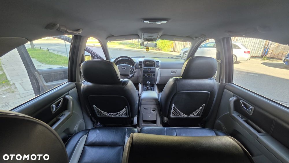 Kia Sorento - 25