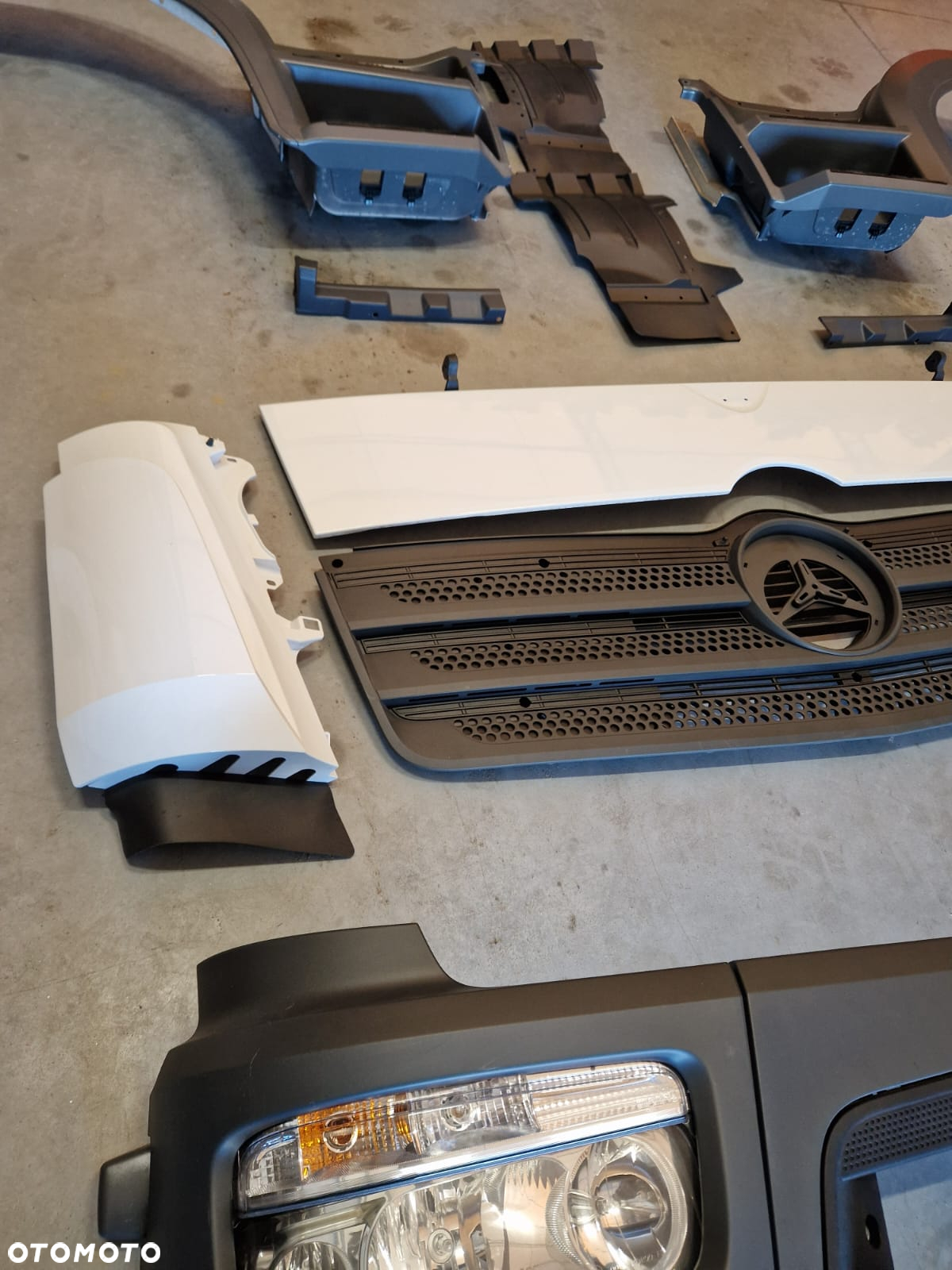 Zderzak przedni Mercedes Atego Euro 6 - 6