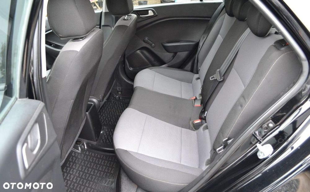 Hyundai i20 1.2 Select - 8
