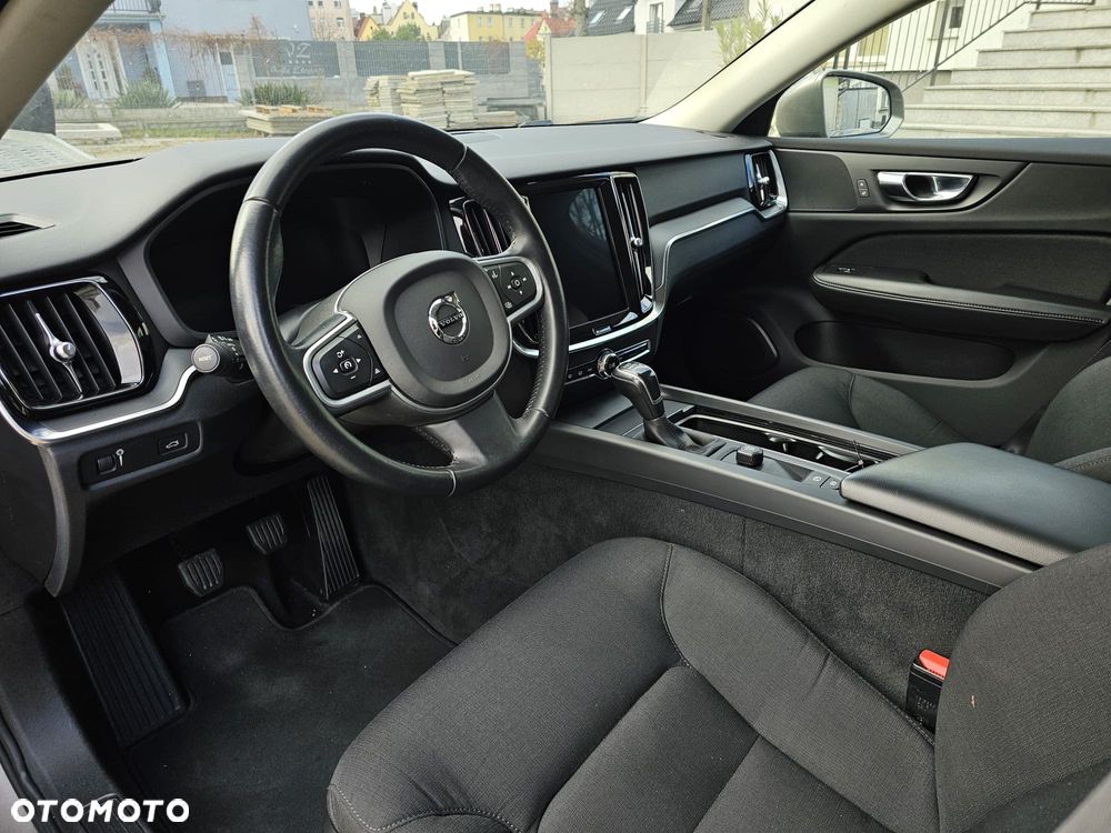 Volvo V60 D3 Momentum - 17