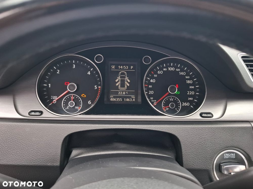 Volkswagen Passat 2.0 TDI Comfortline DSG - 8