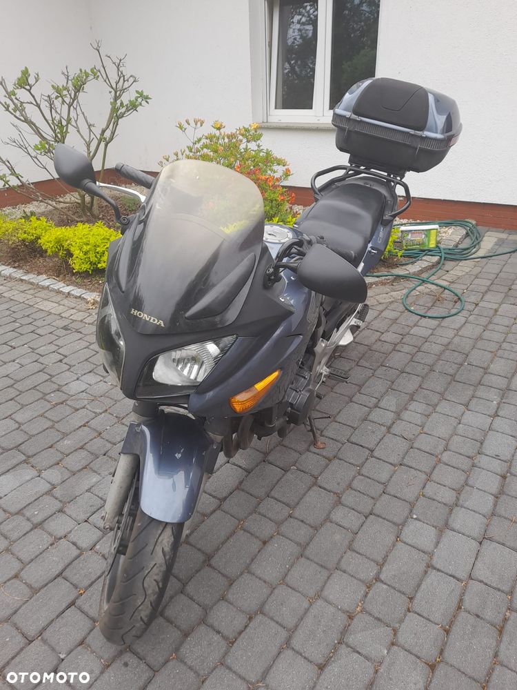 Honda CBF - 4