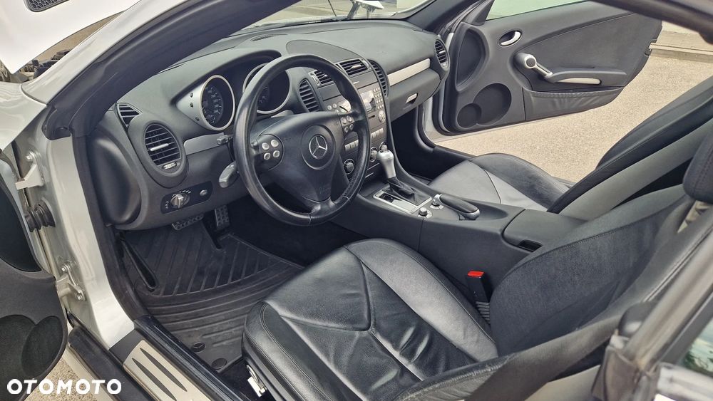 Mercedes-Benz SLK - 22