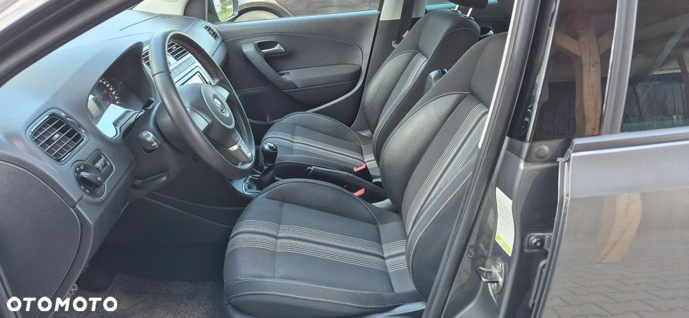 Volkswagen Polo 1.2 TSI MATCH - 8
