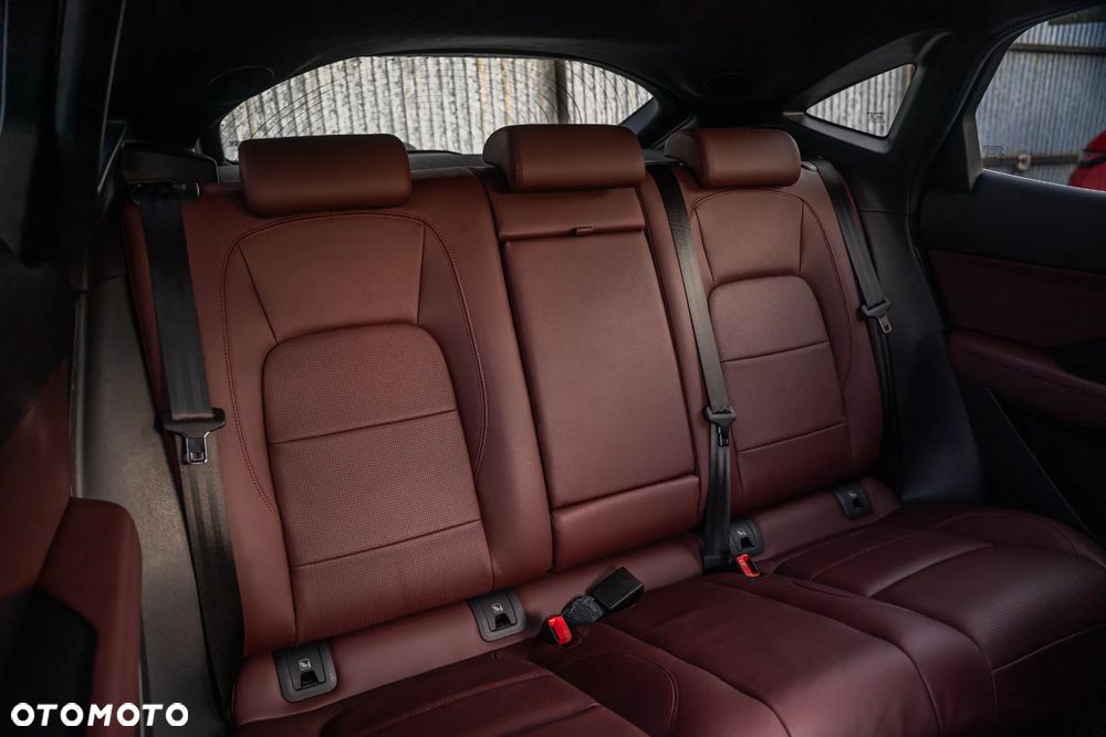 Jaguar E-Pace D200 AWD R-Dynamic SE - 21