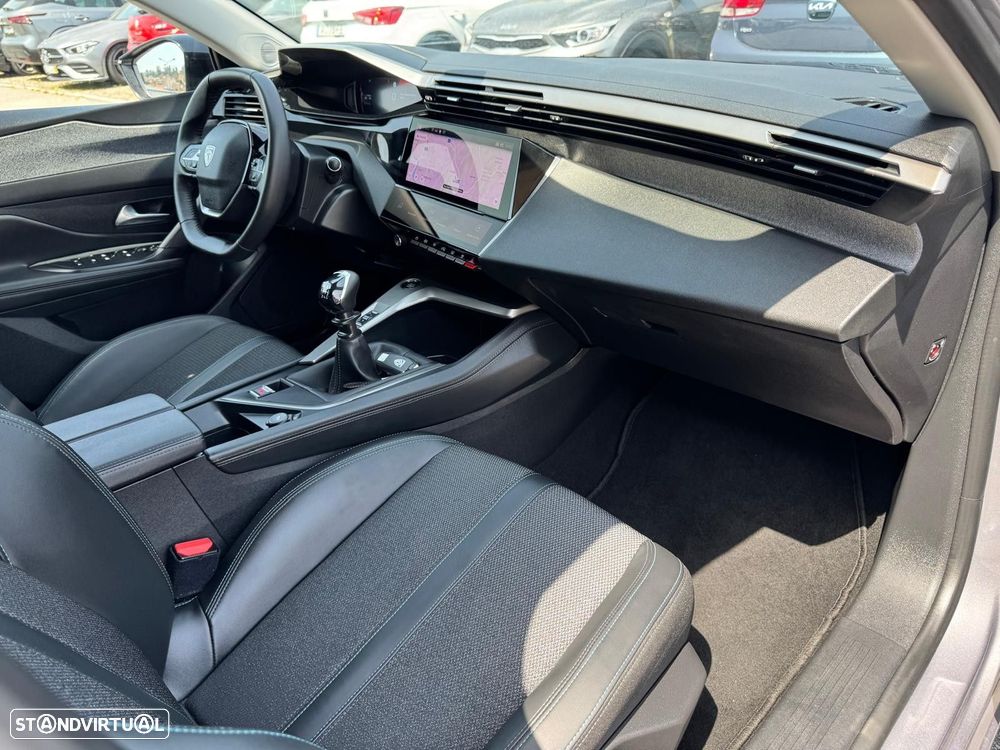 Peugeot 308 SW 1.2 PureTech Allure - 15