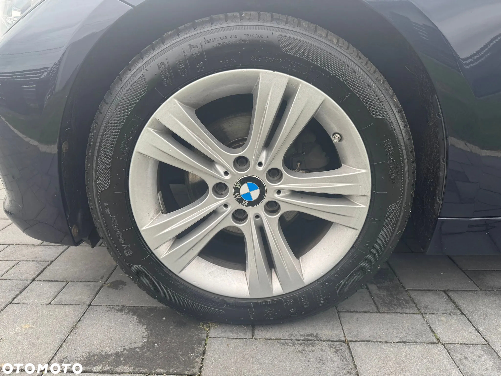 BMW Seria 3 318d Touring Sport Line - 9