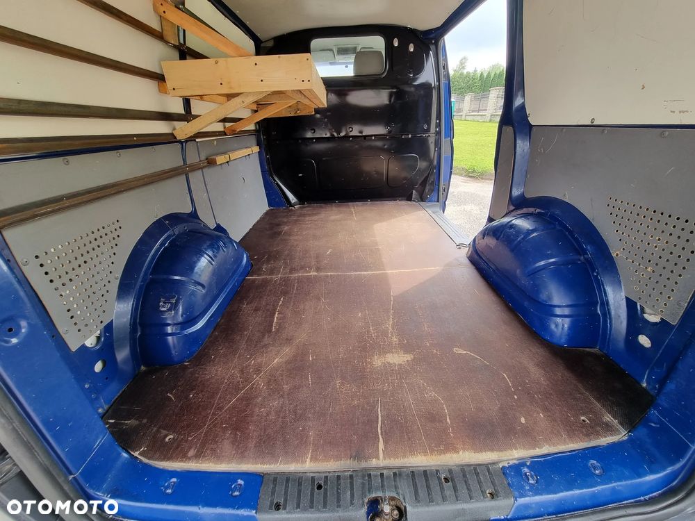 Volkswagen T5 - 3