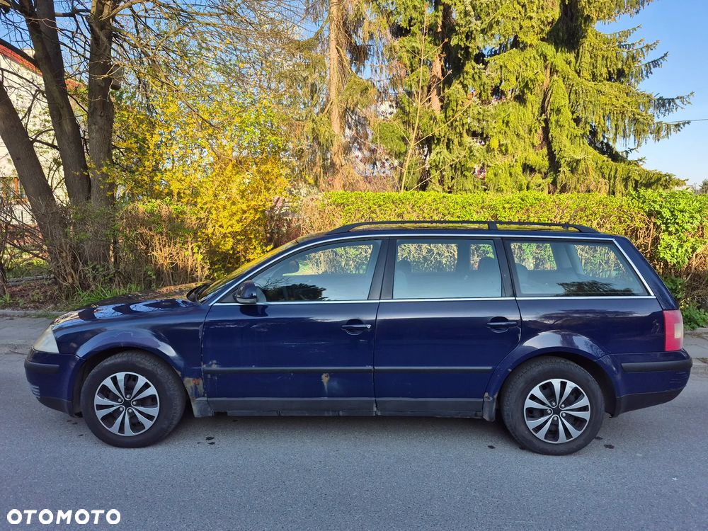 Volkswagen Passat 1.9 TDI Basis Tiptr - 5