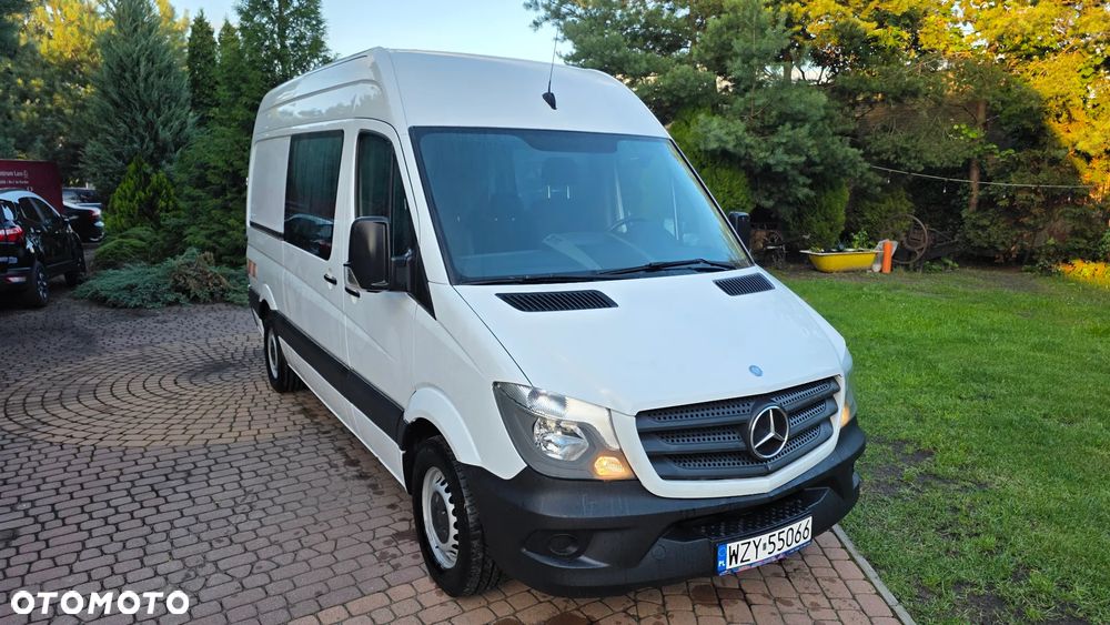 Mercedes-Benz Sprinter - 10