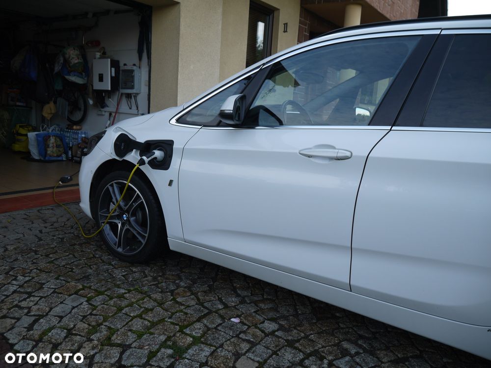 BMW Seria 2 225xe iPerformance Luxury Line - 14