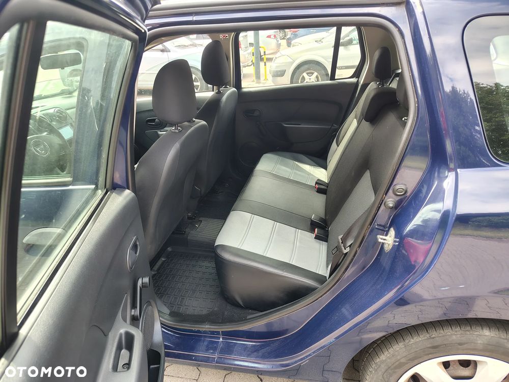 Dacia Logan 1.2 16V Access EU6 - 10
