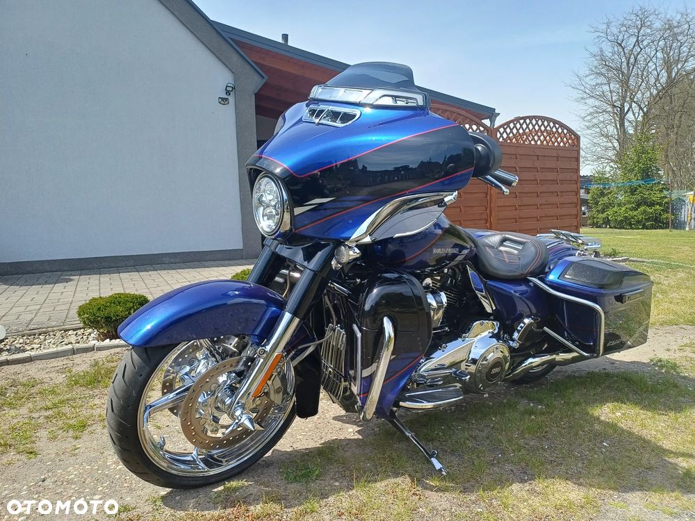 Harley-Davidson FLHXS Special - 11