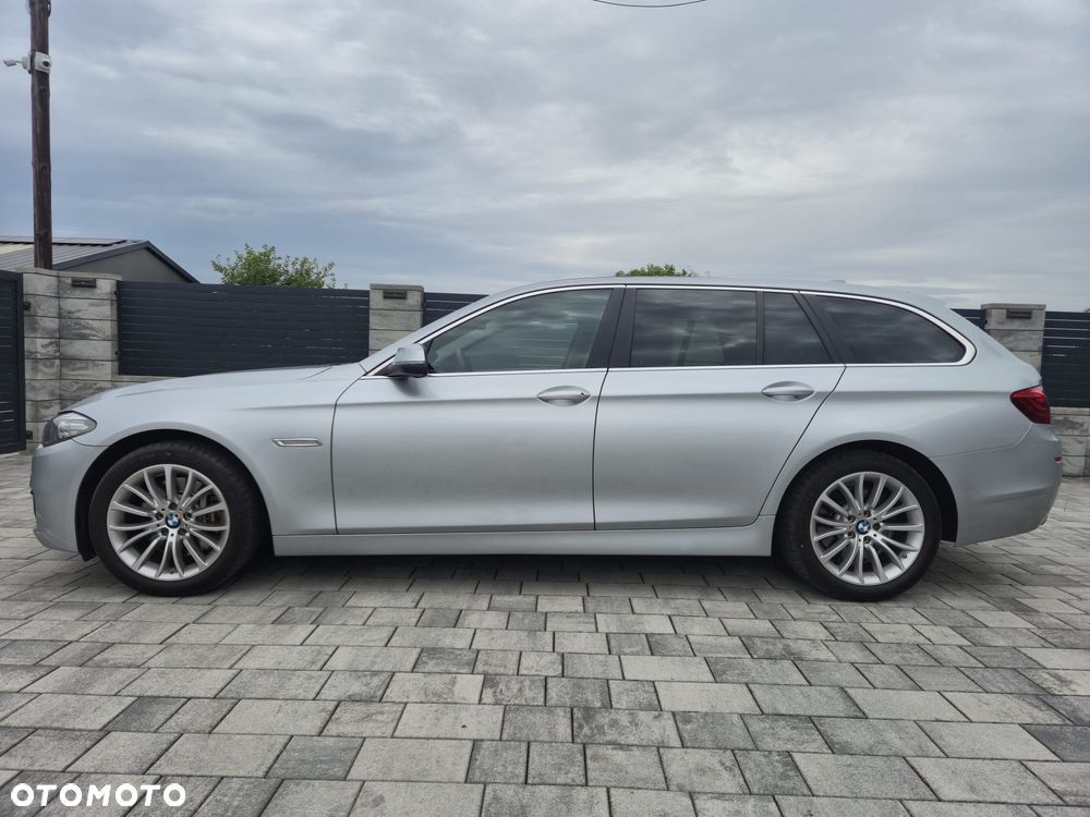 BMW Seria 5 525d xDrive Luxury Line - 14