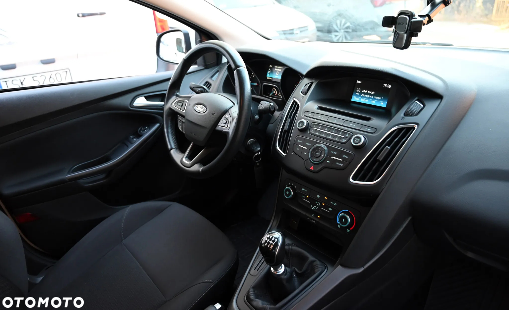 Ford Focus - 25