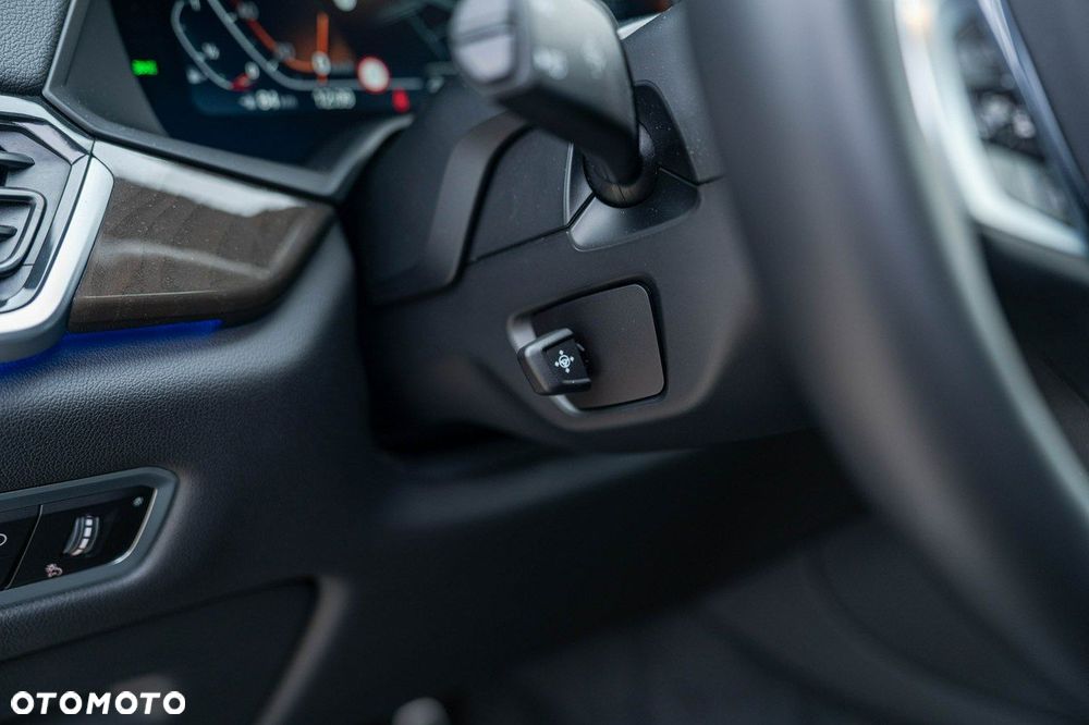 BMW X6 xDrive40i - 32