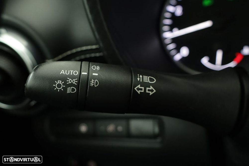 Nissan Juke 1.0 DIG-T Tekna - 17