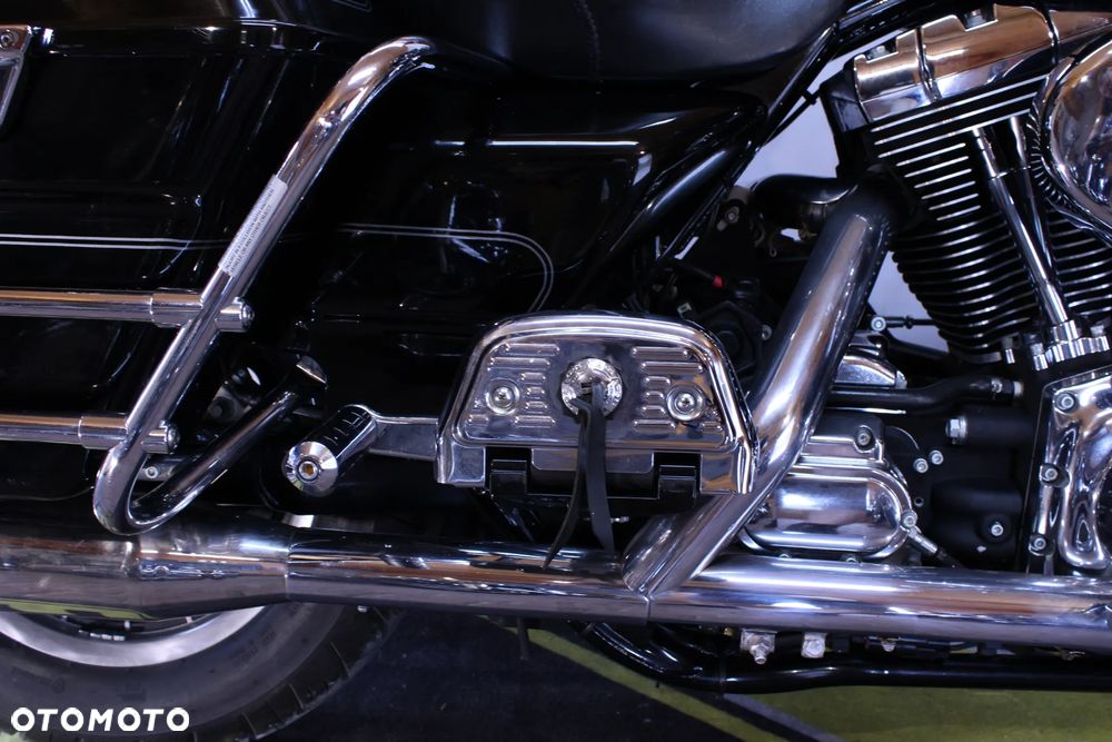Harley-Davidson FLHTCU Ultra - 22